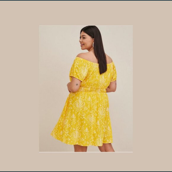 TWO NWT Torrid Mini Lenny Smocked Off-Shoulder Dresses 4X - Picture 12 of 14